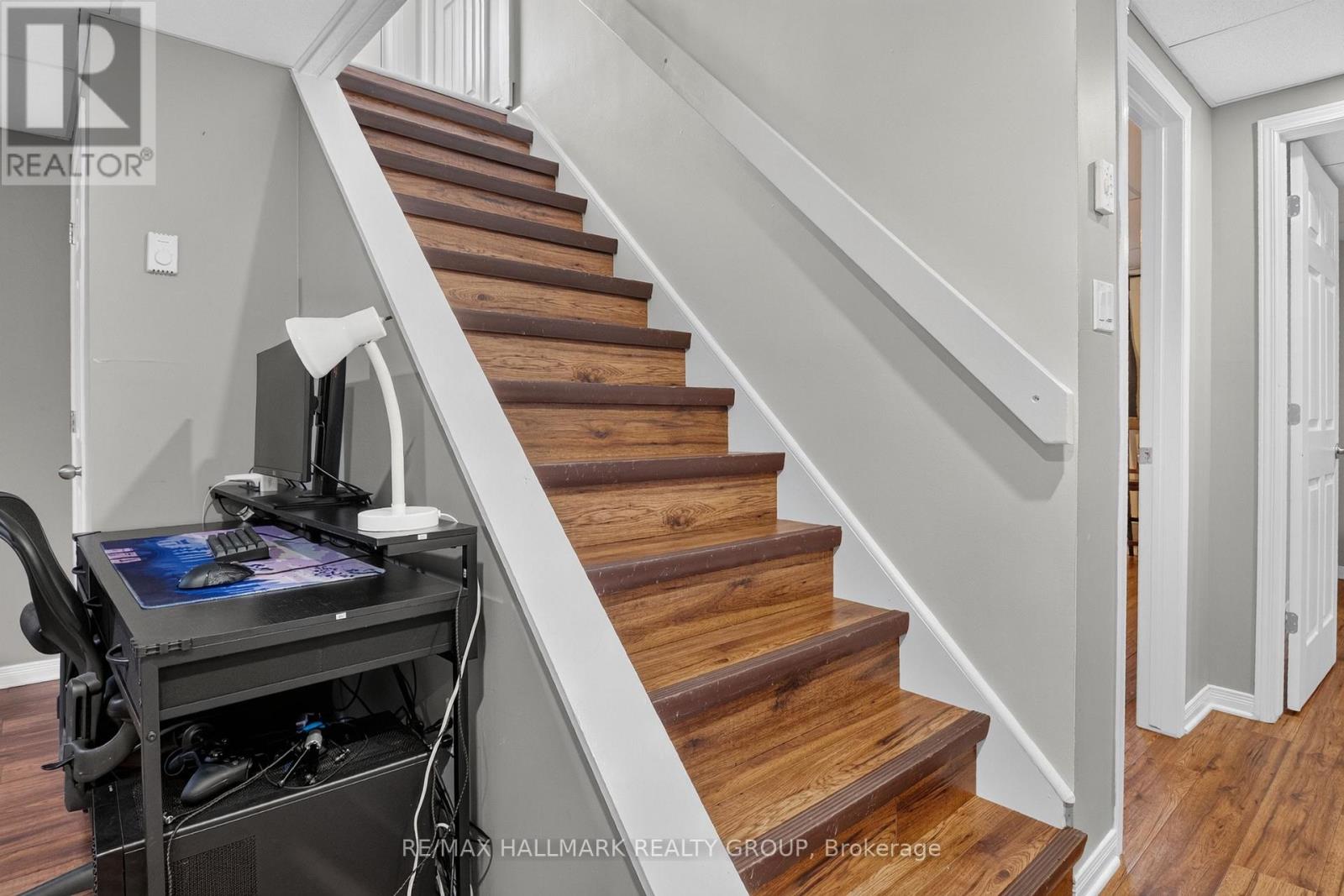 26 – 26 MONARCH CRESCENT, Ottawa. Luxury613. By Peter Sagos - Image 21