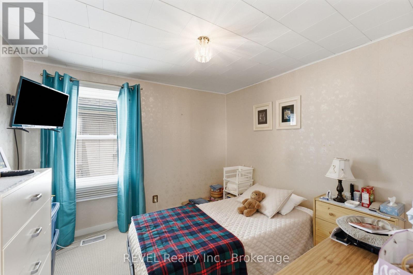 32 ST PETER STREET - 12
