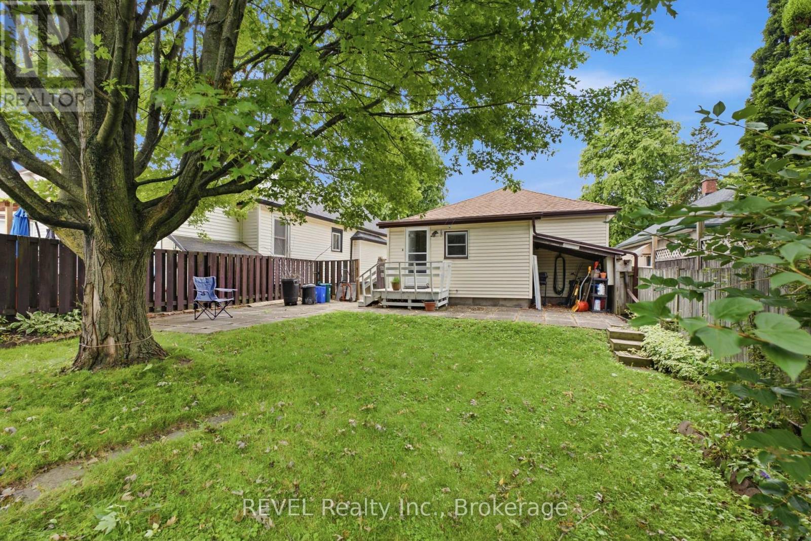 32 ST PETER STREET - 25