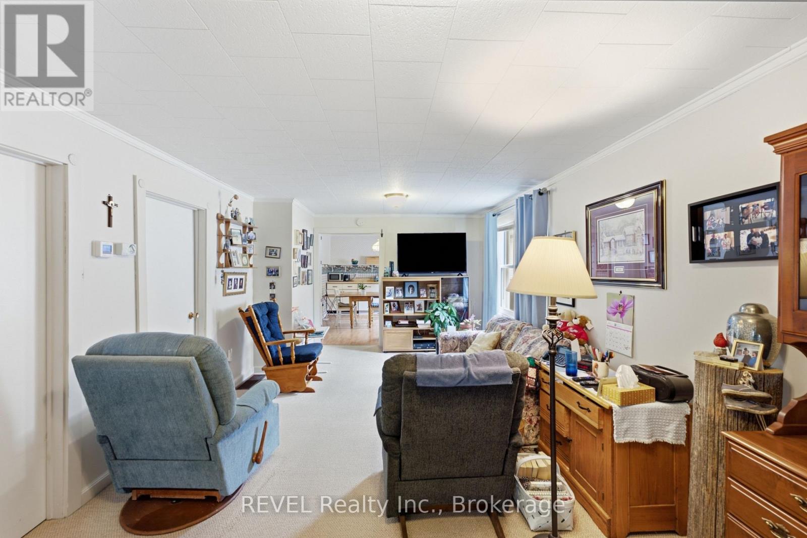 32 ST PETER STREET - 8