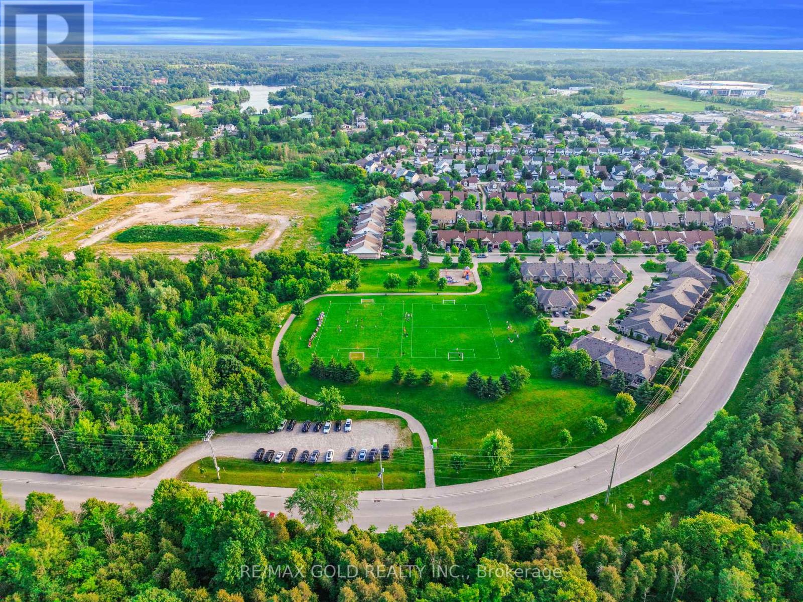 213 MASON BOULEVARD - 35