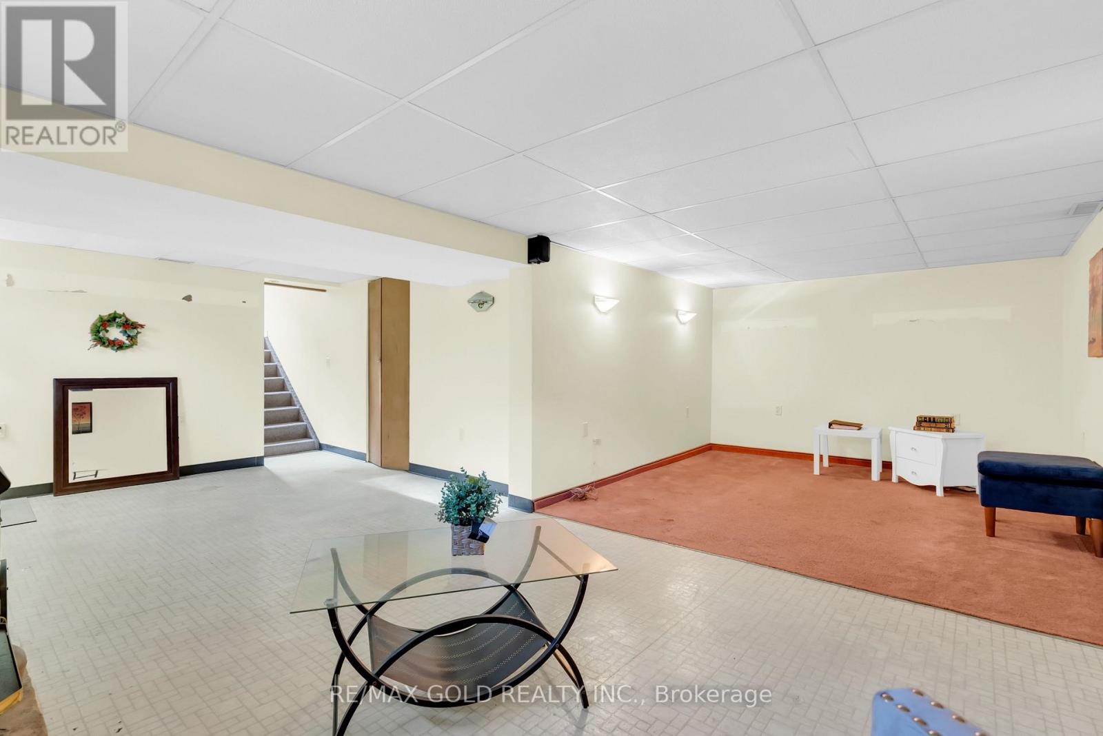 213 MASON BOULEVARD - 29
