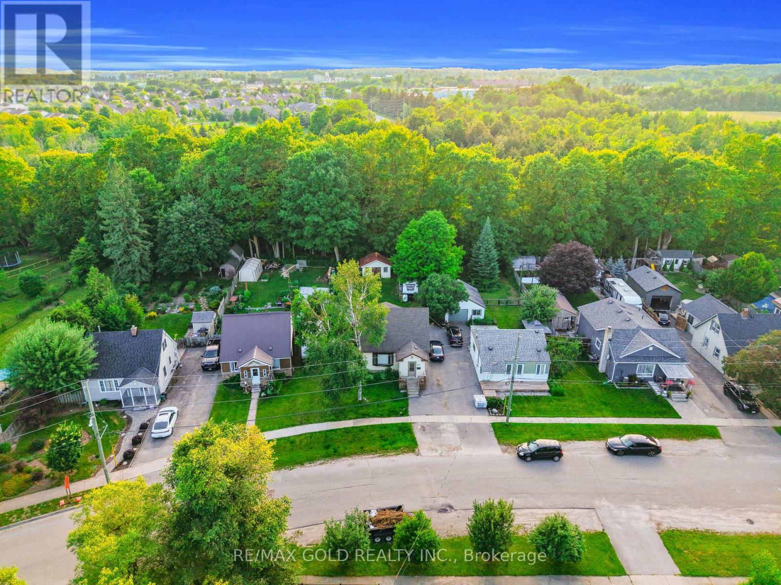 213 MASON BOULEVARD - 40