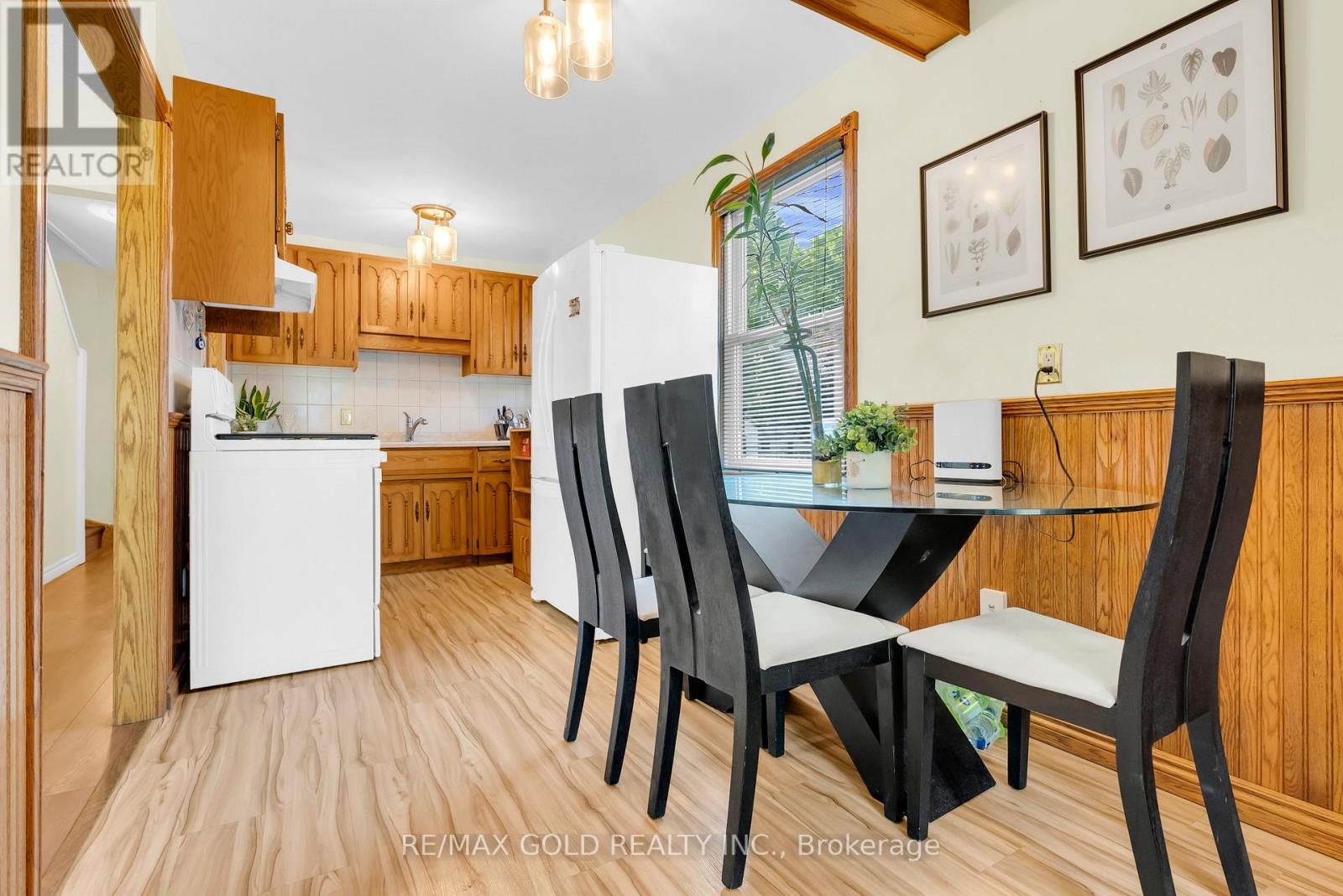 213 MASON BOULEVARD - 12