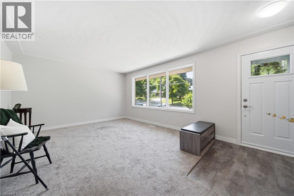 64 WARREN Road - 11