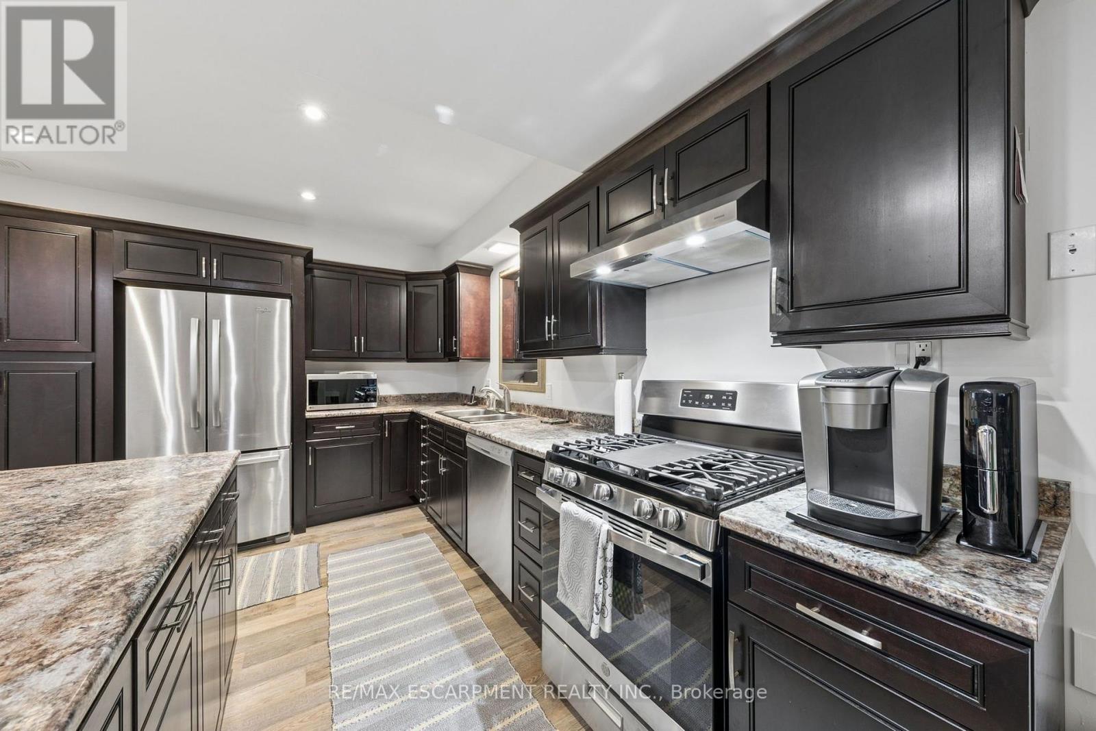 91 WOLFE TRAIL - Image 26
