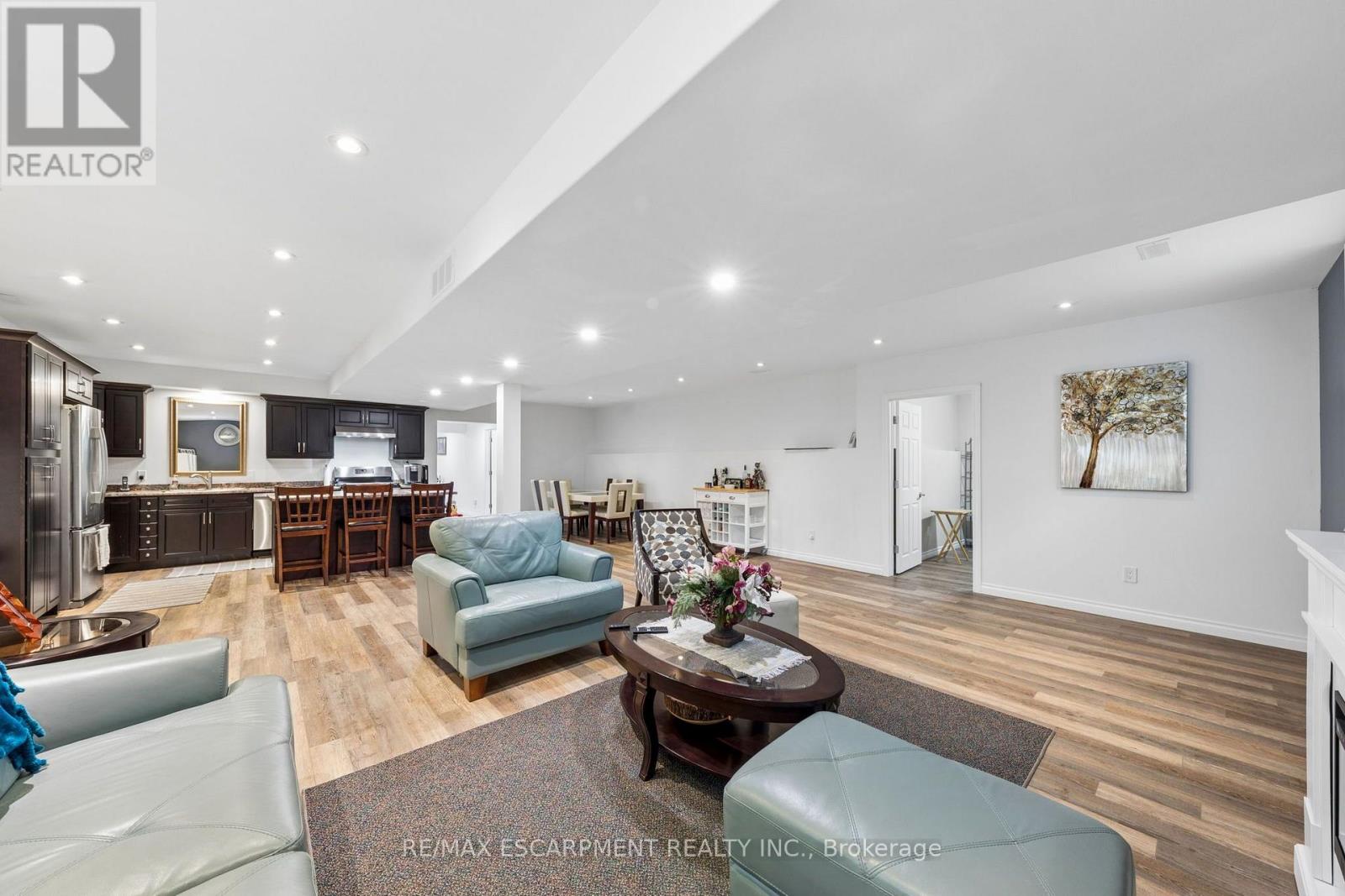 91 WOLFE TRAIL - Image 34