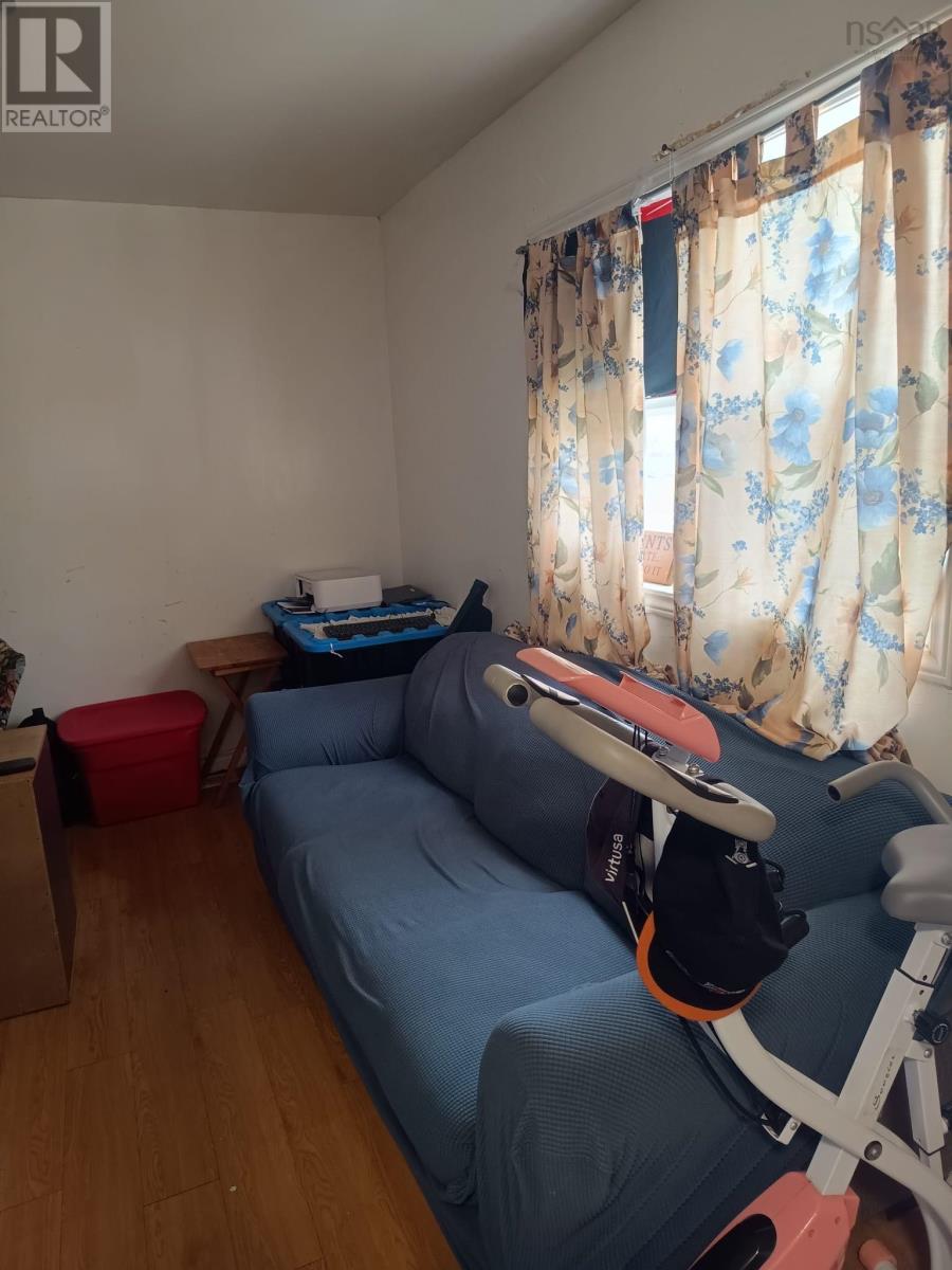 180 Bay Street - 16