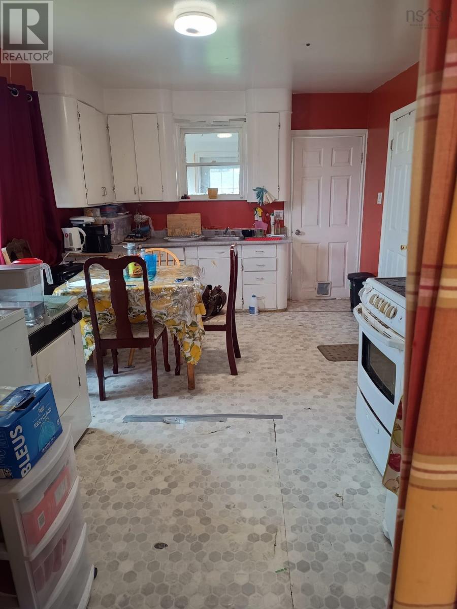 180 Bay Street - 15