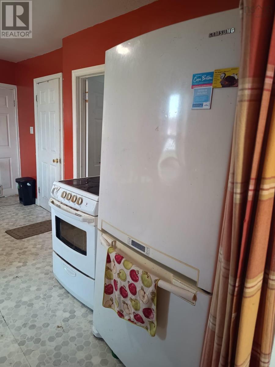 180 Bay Street - 25