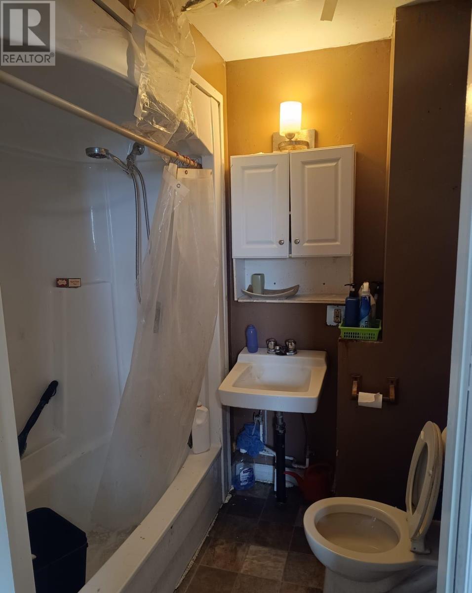 180 Bay Street - 9