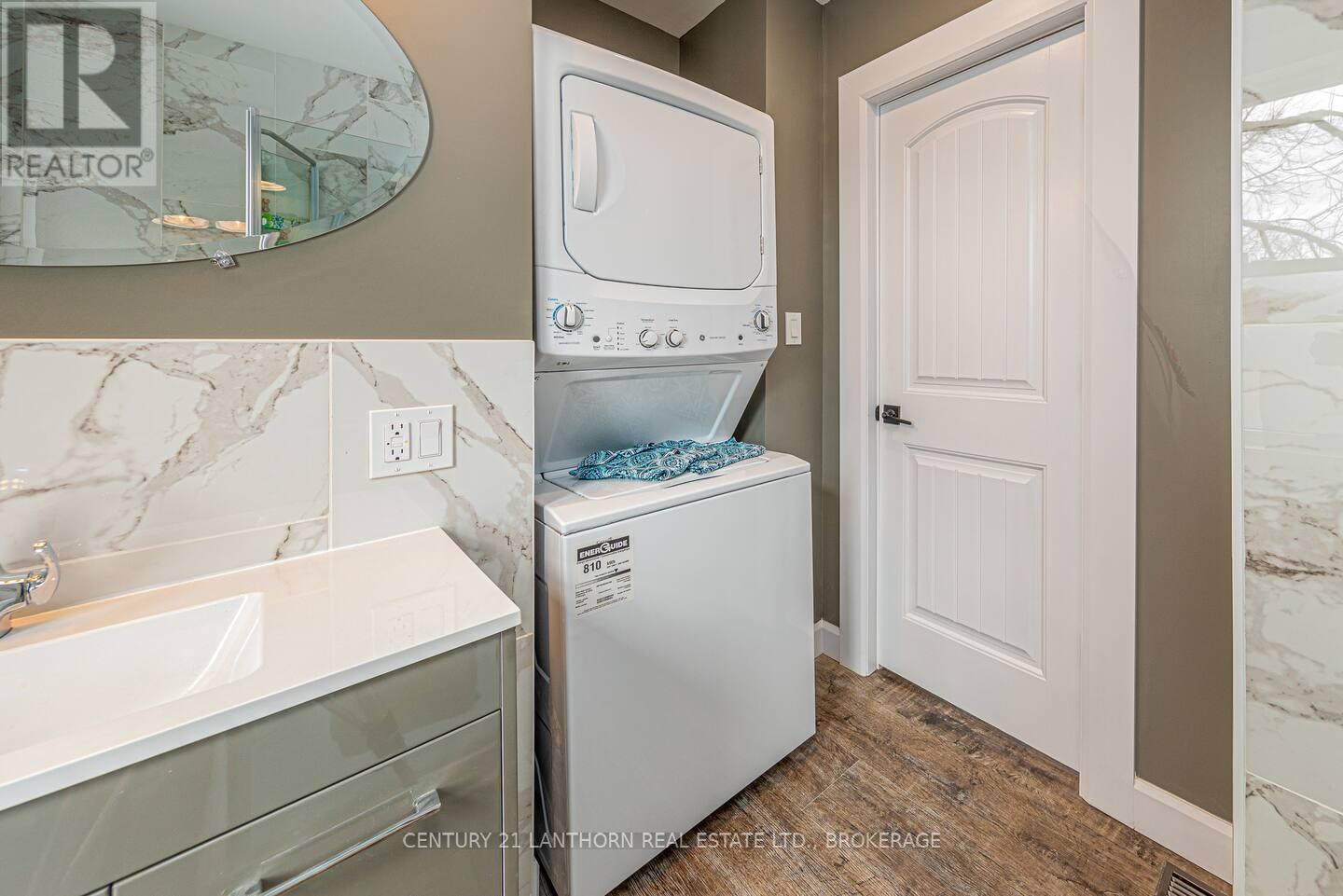 45 CHESTNUT STREET - Image 24