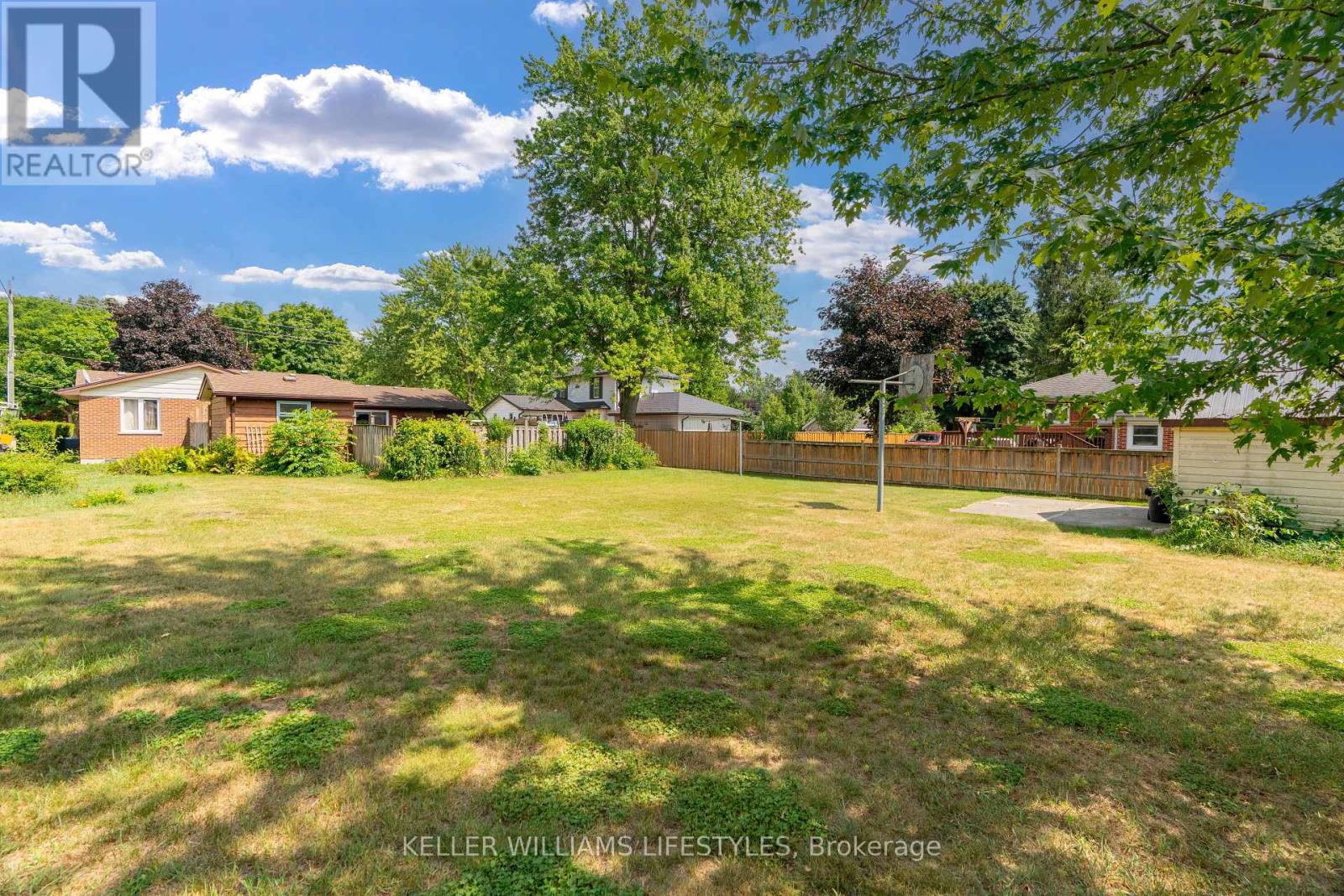 288 CARRIE STREET - 34
