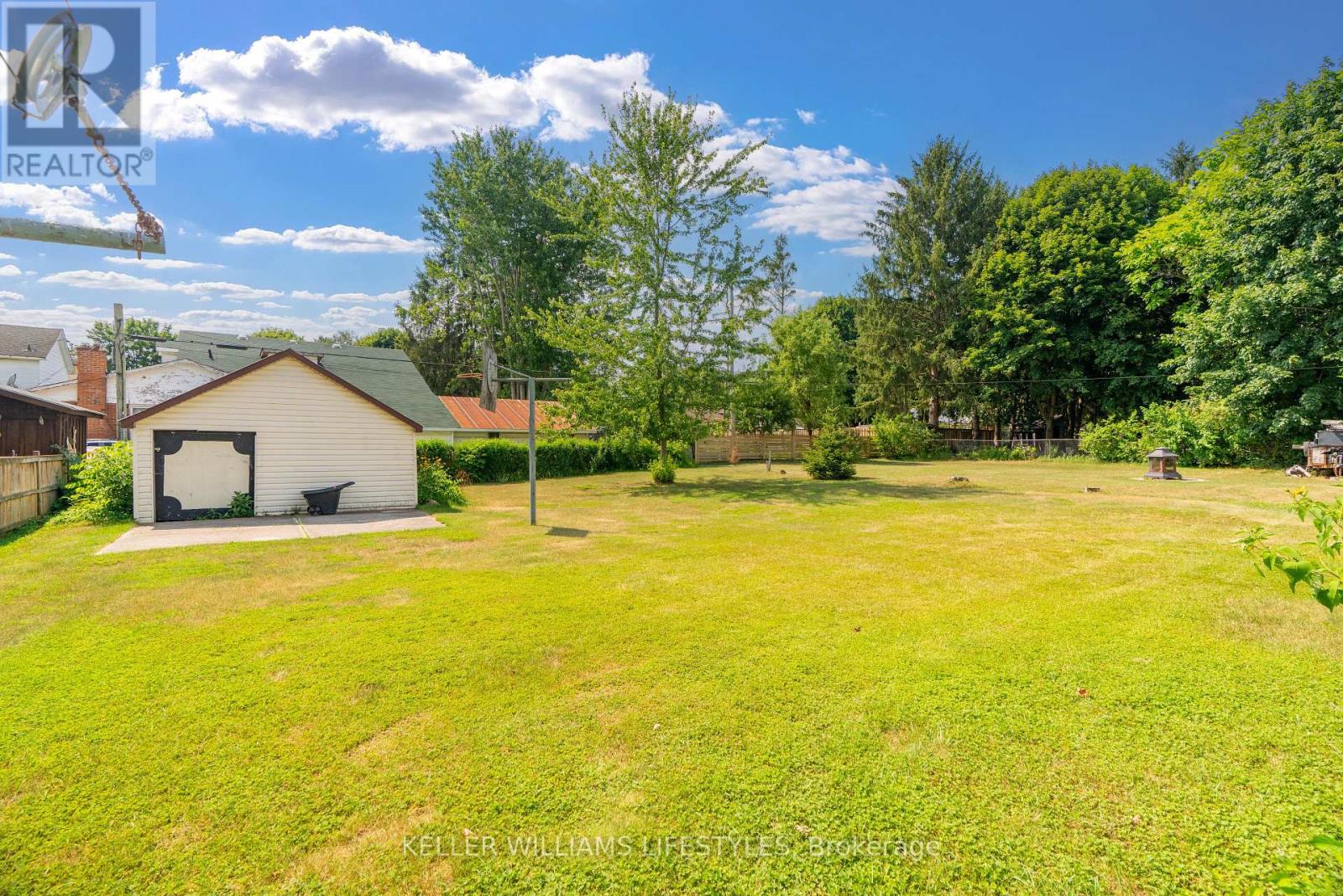 288 CARRIE STREET - 33