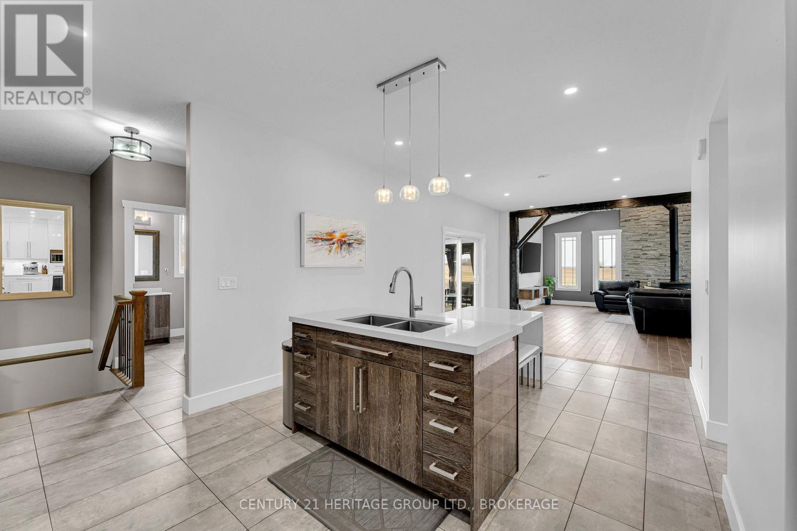 90 ARAGON ROAD - 19