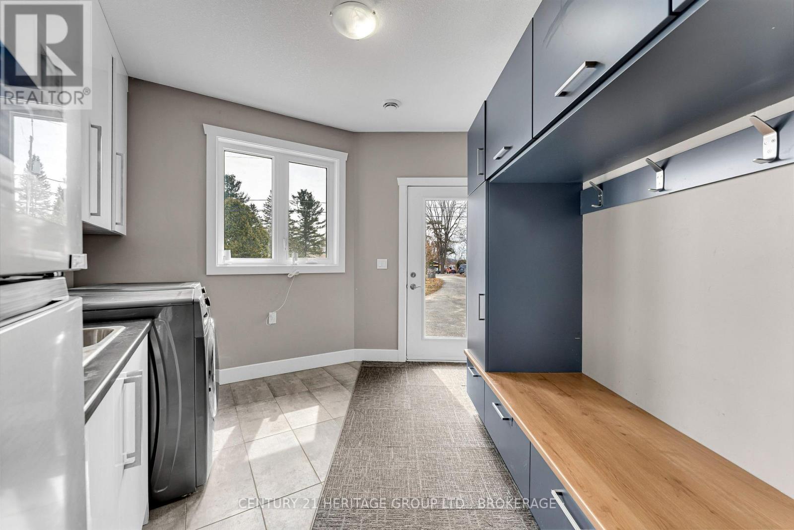 90 ARAGON ROAD - 25