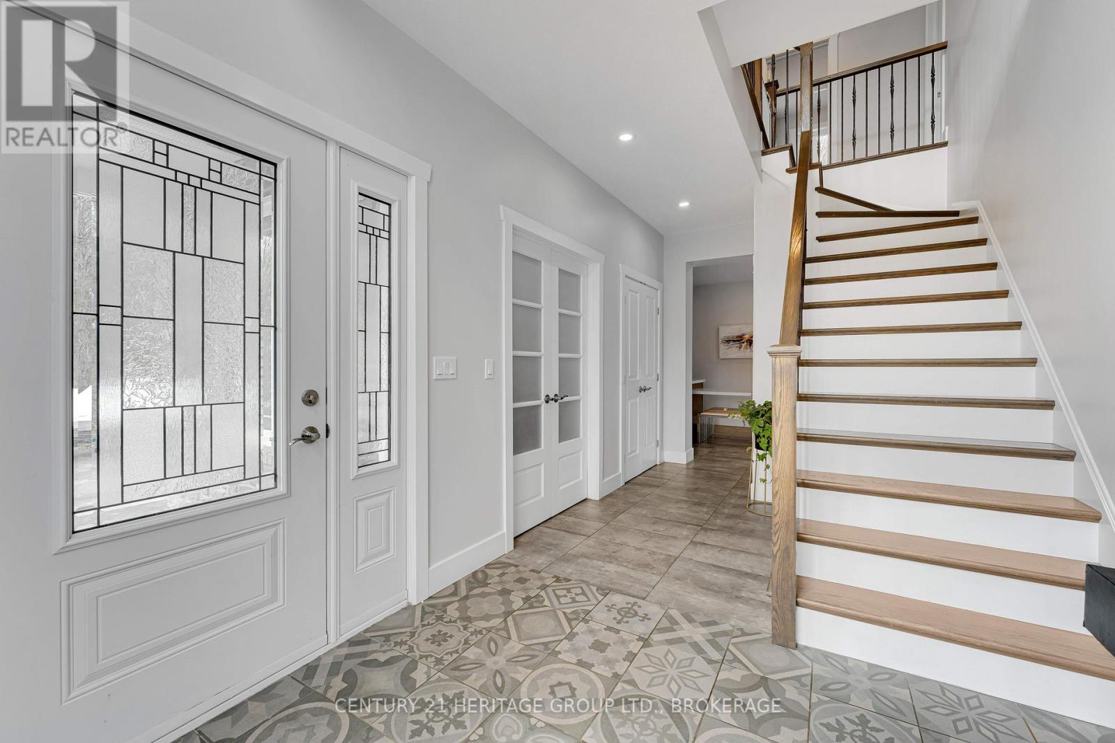 90 ARAGON ROAD - 5