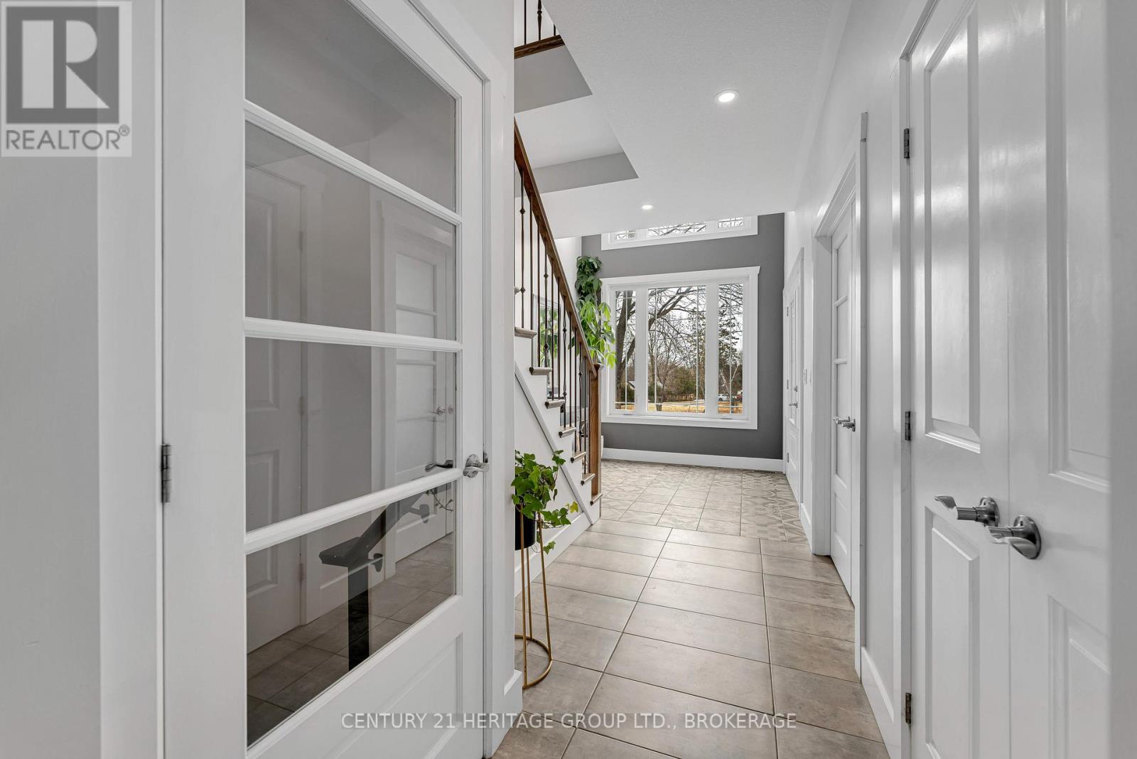 90 ARAGON ROAD - 6