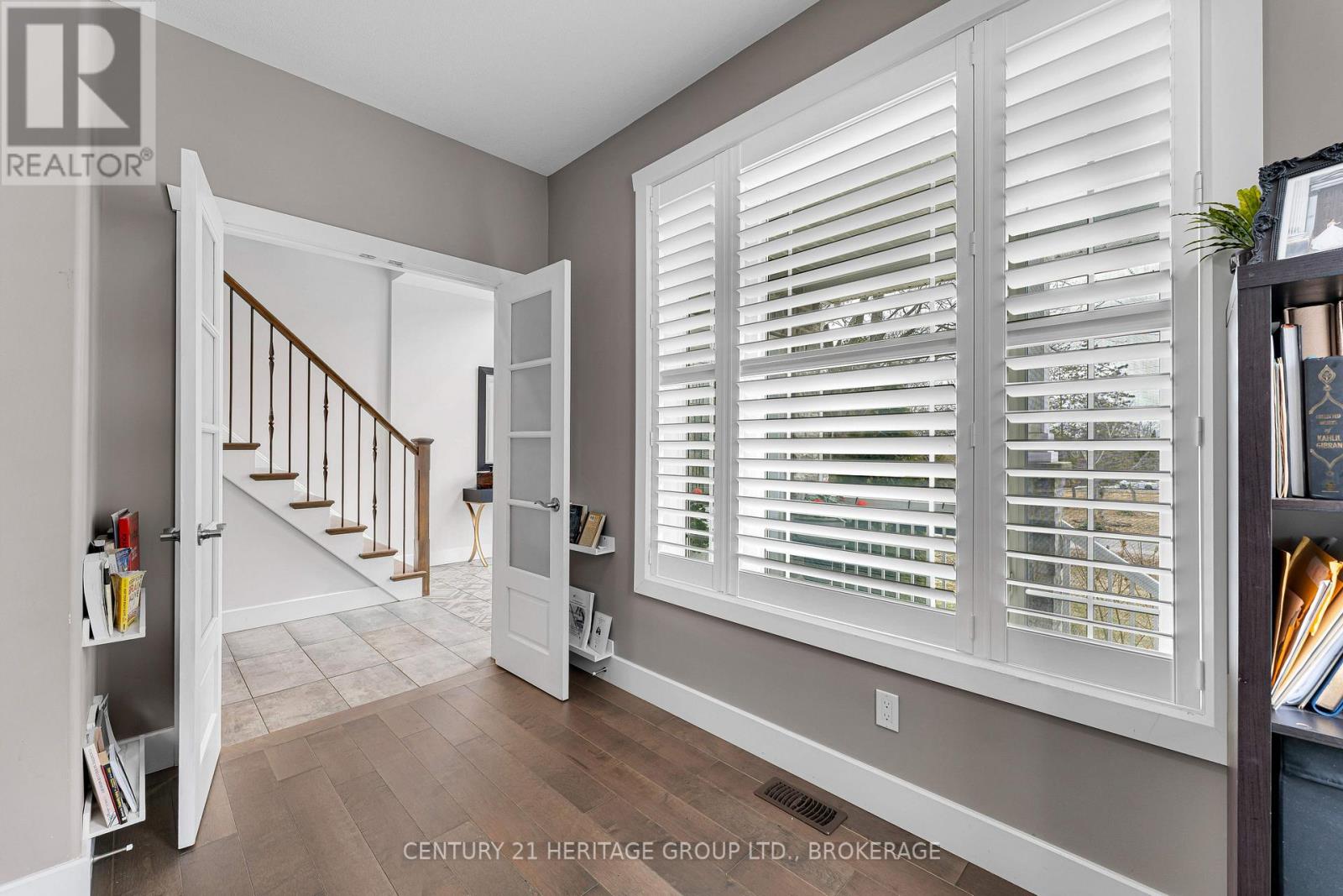 90 ARAGON ROAD - 8