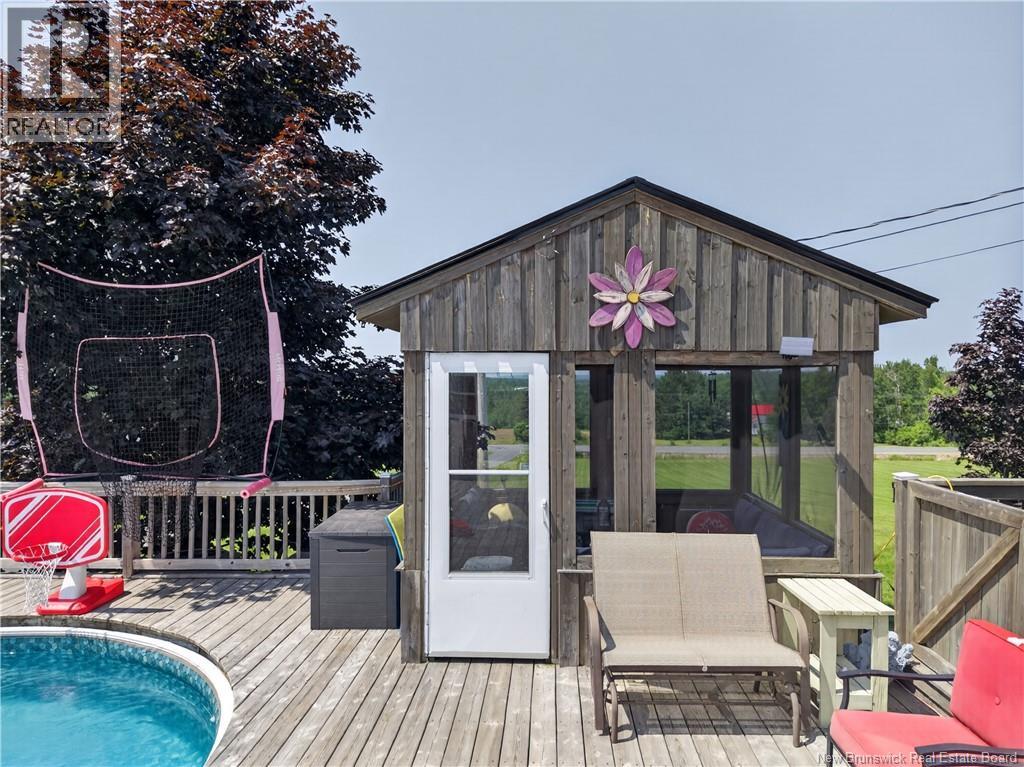 164 NORTHWEST Road - 13
