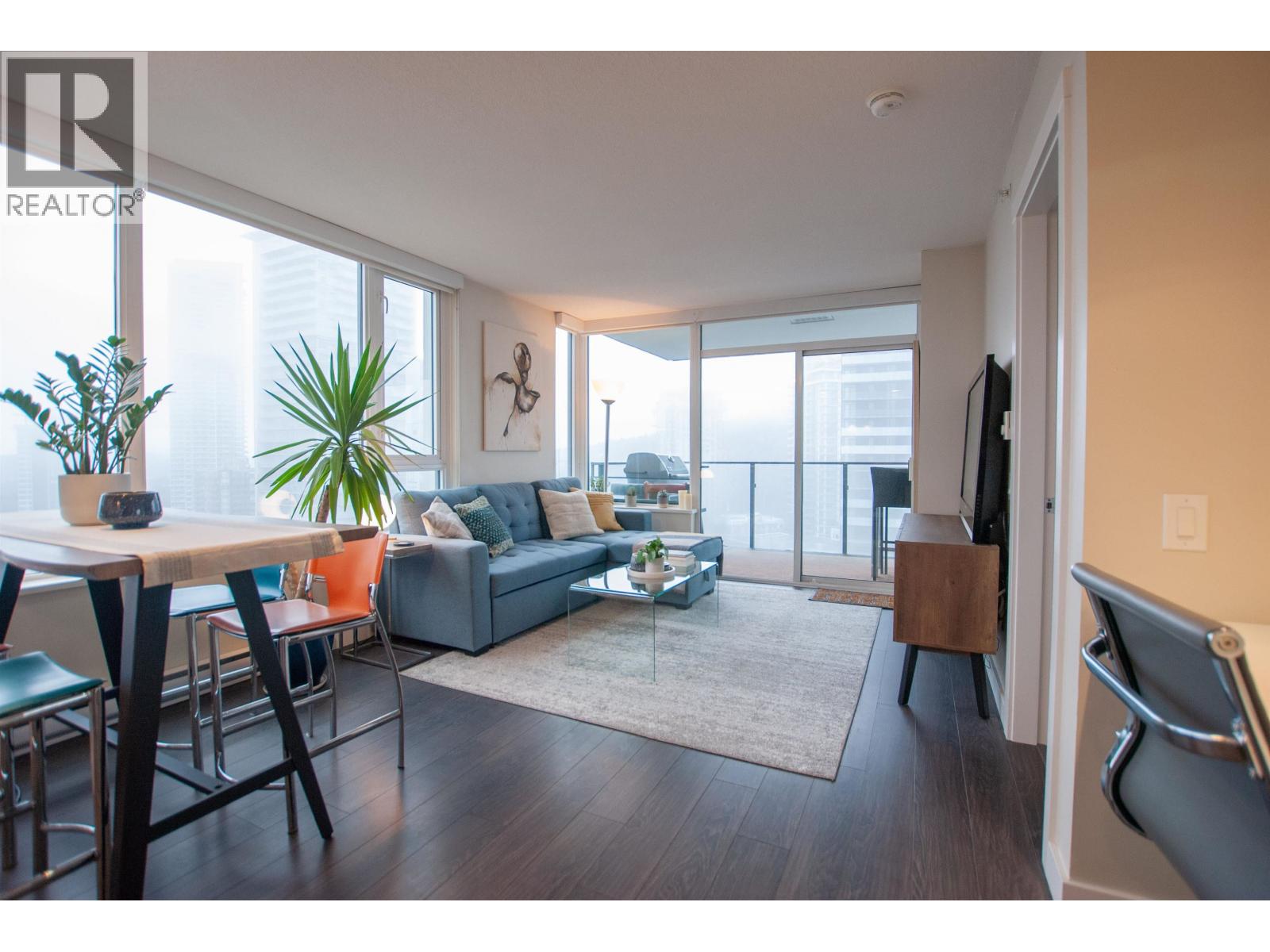 1507 602 COMO LAKE AVENUE, Coquitlam — photo 2