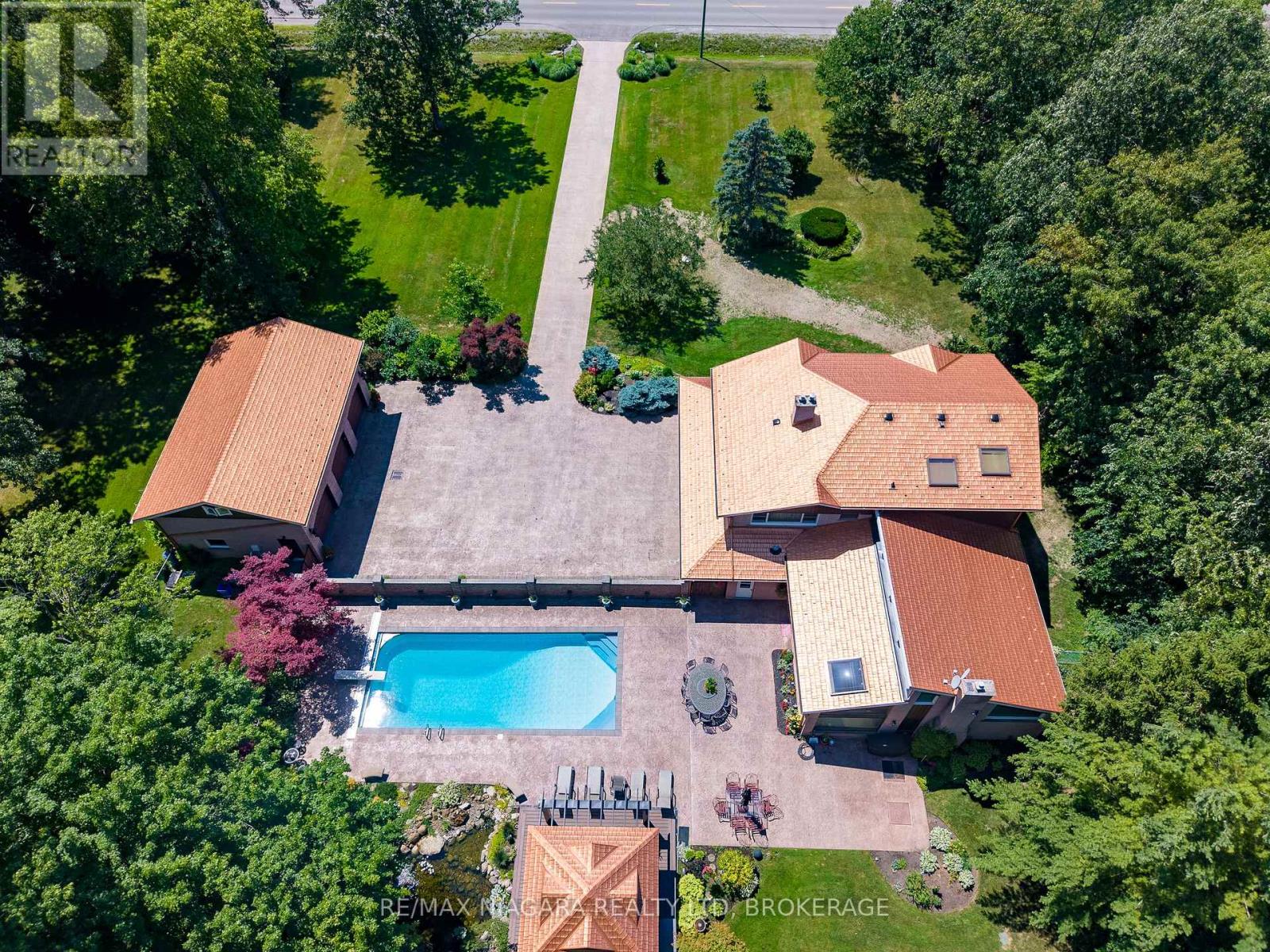 2187 MILLER ROAD - 3