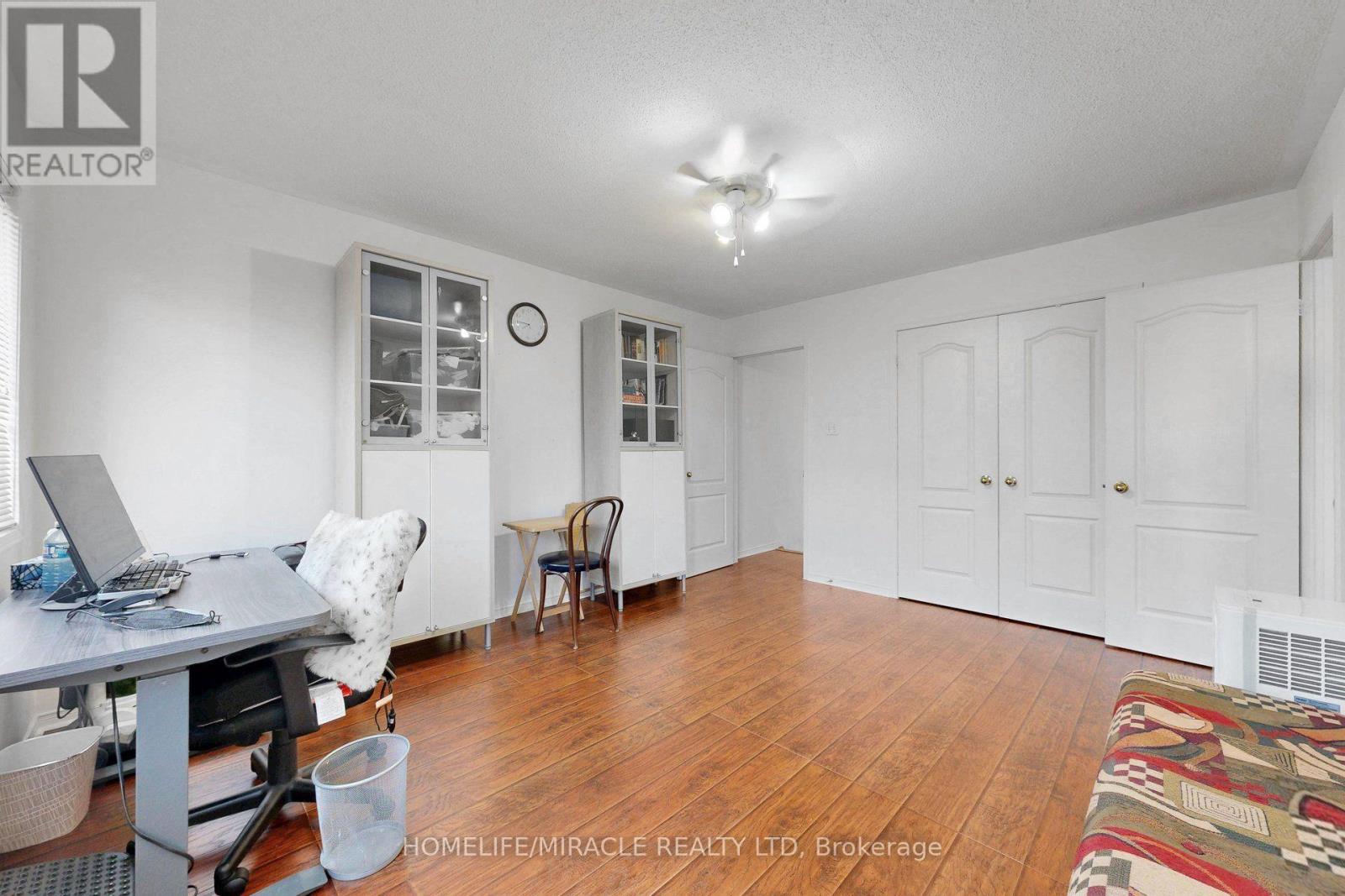 3852 BRINWOOD GATE - 28