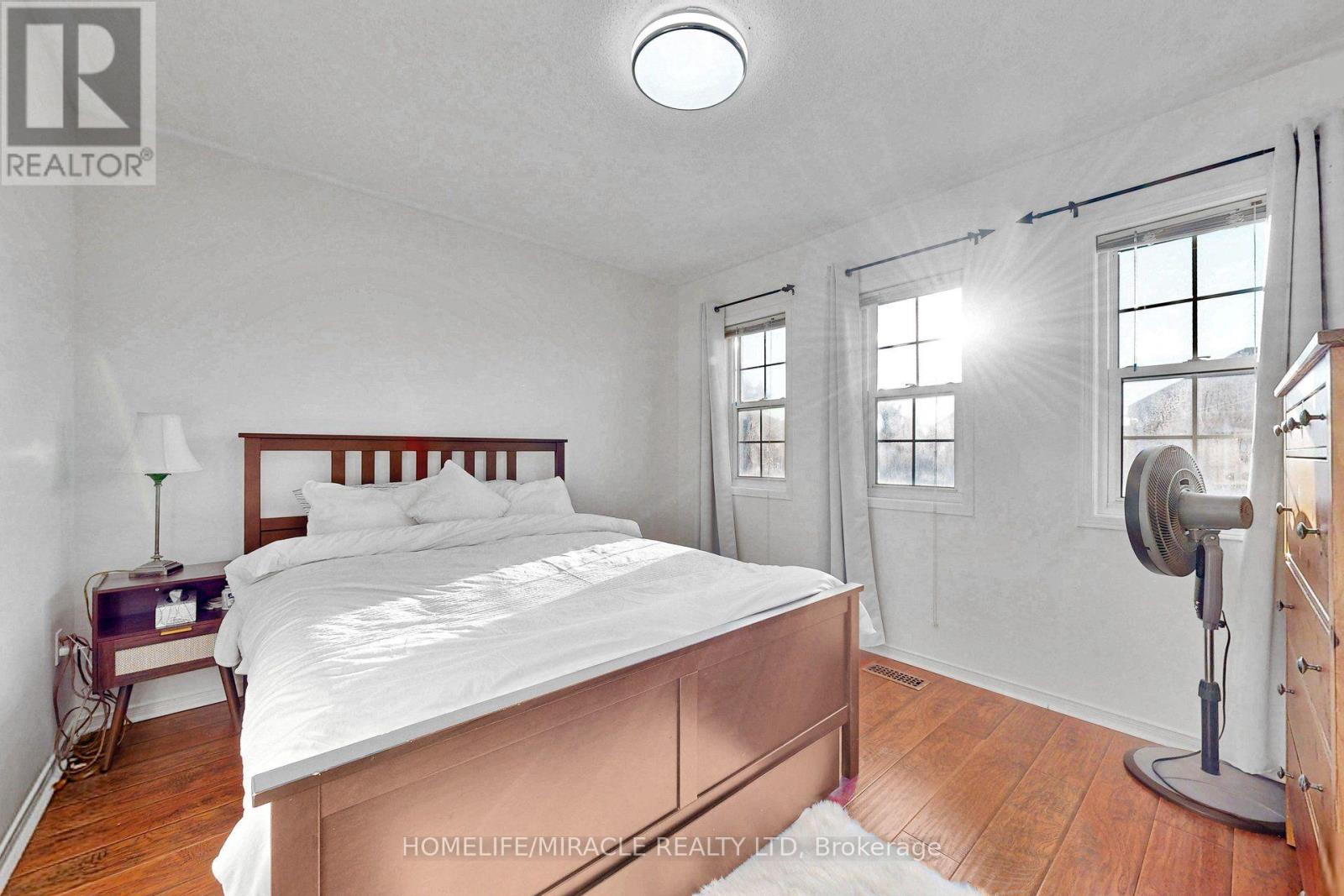 3852 BRINWOOD GATE - 36