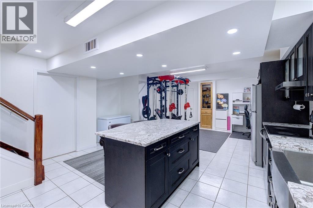 214 MERRILEE Crescent - 29