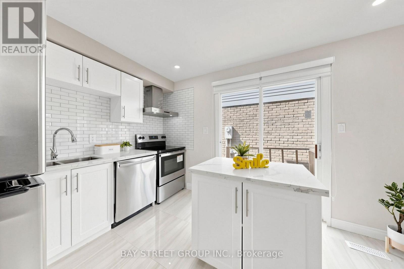 10 PEELTON HEIGHTS ROAD - 14