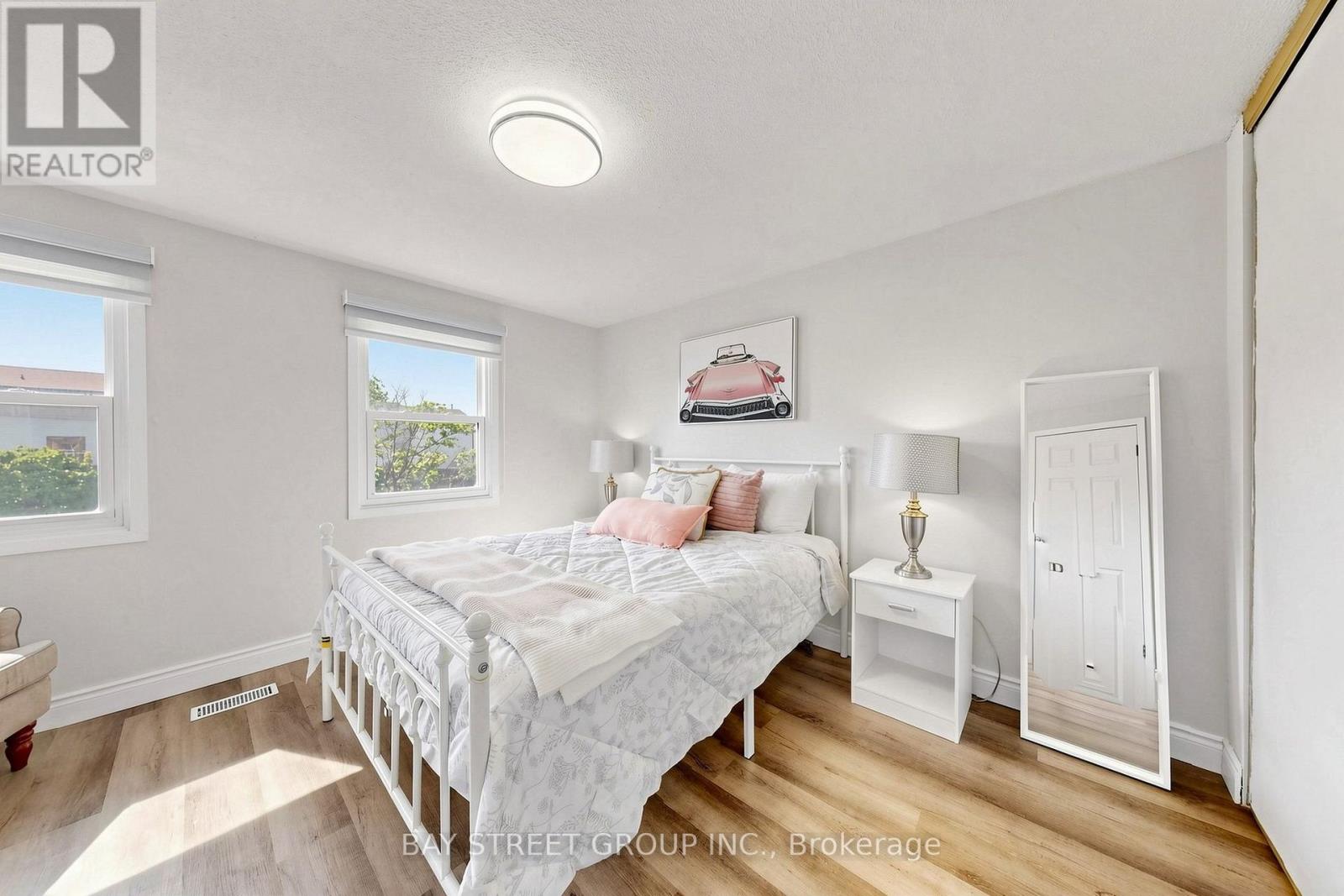 10 PEELTON HEIGHTS ROAD - 19