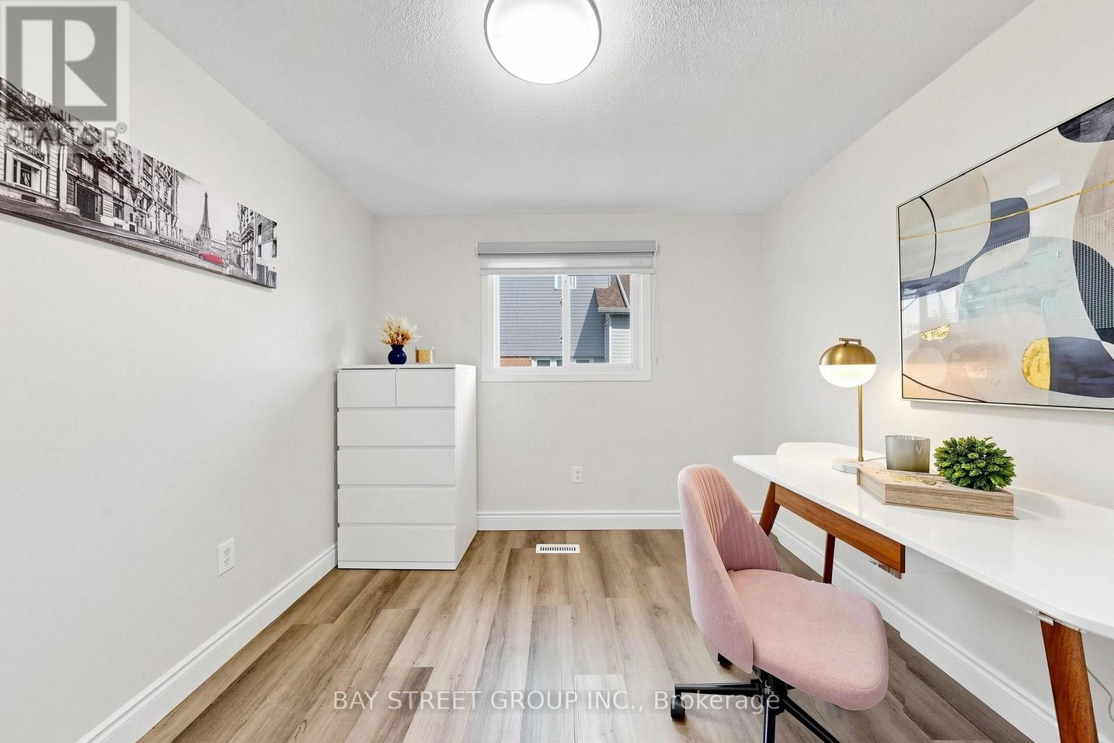 10 PEELTON HEIGHTS ROAD - 23