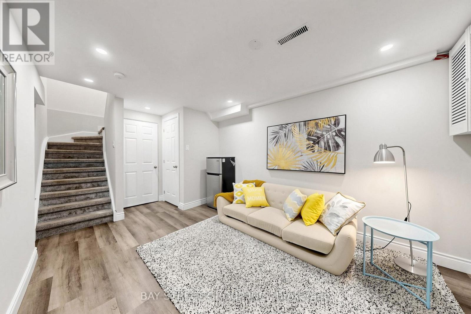 10 PEELTON HEIGHTS ROAD - 27