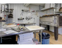 25 Main Street W, Elizabethtown Kitley, ON K0E1M0 Photo 16