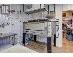 25 Main Street W, Elizabethtown Kitley, ON K0E1M0 Photo 17