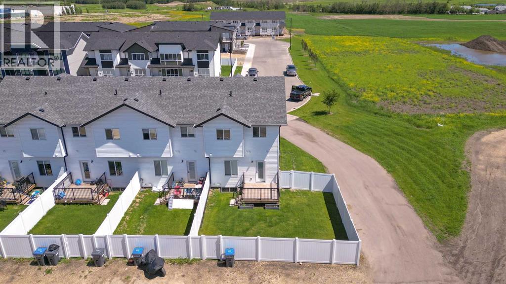 56 Inglis Crescent - 4