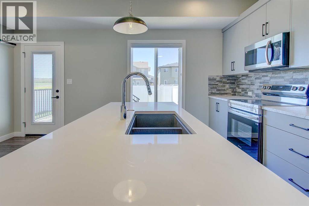 56 Inglis Crescent - 9