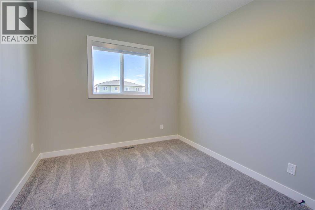 56 Inglis Crescent - 20