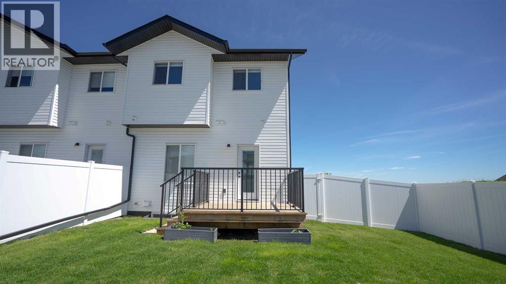 56 Inglis Crescent - 27