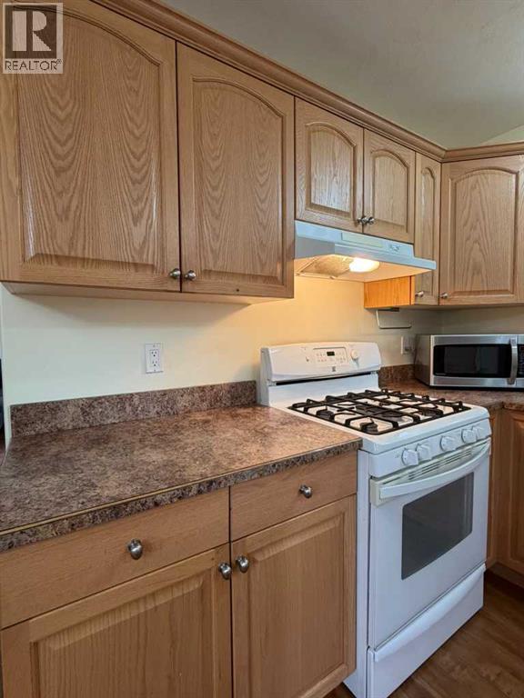 906 3 Avenue — photo 14