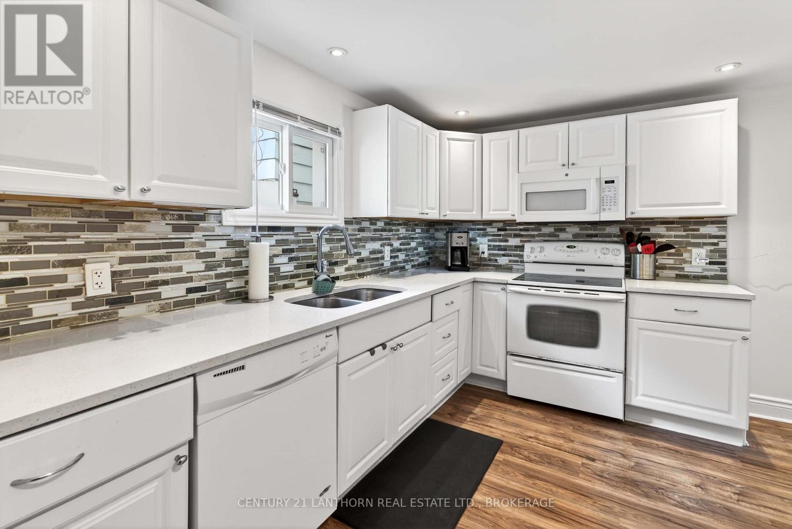 23 JENKINS STREET - 26