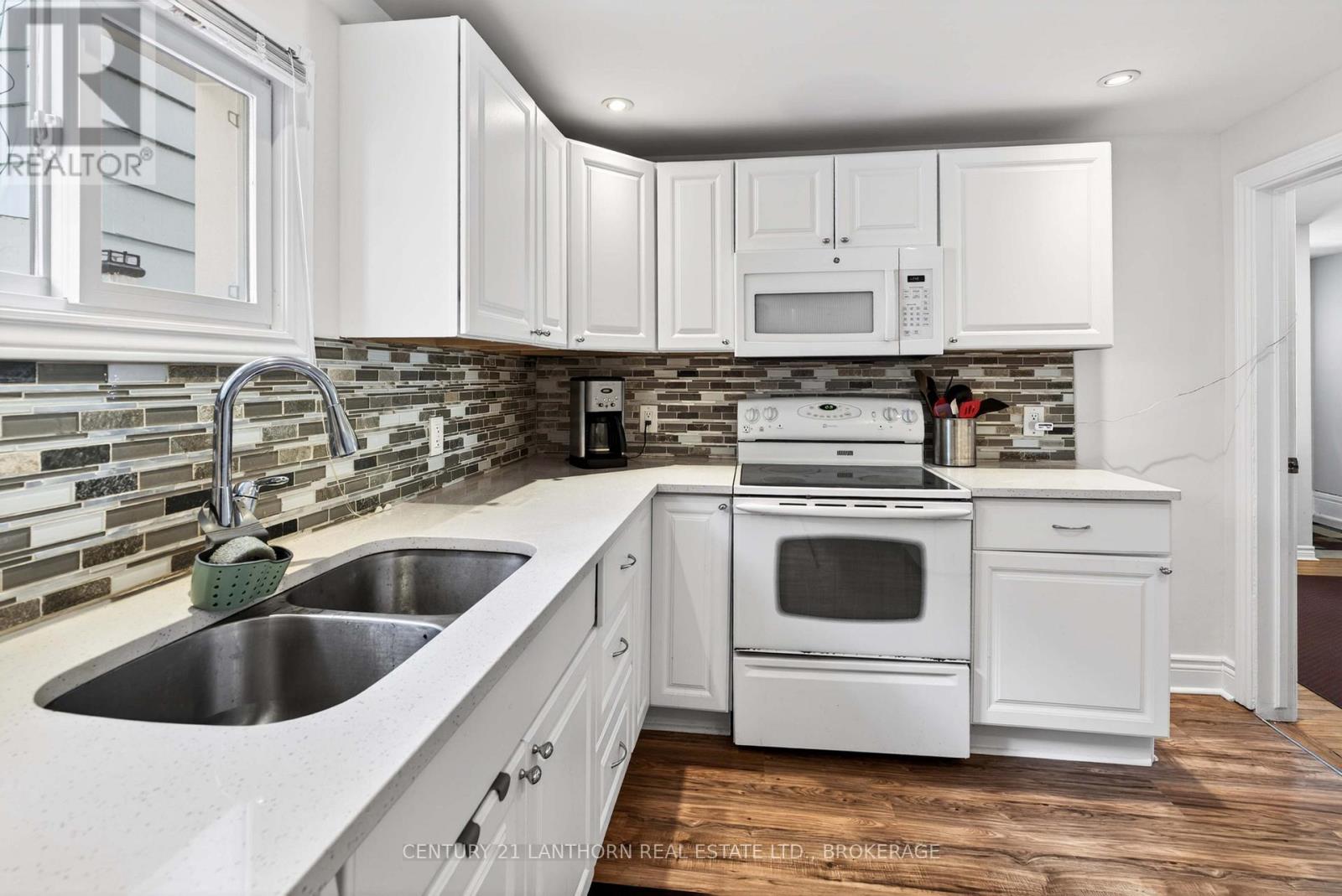 23 JENKINS STREET - 27
