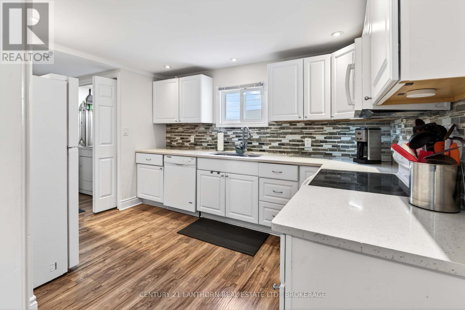 23 JENKINS STREET - 25