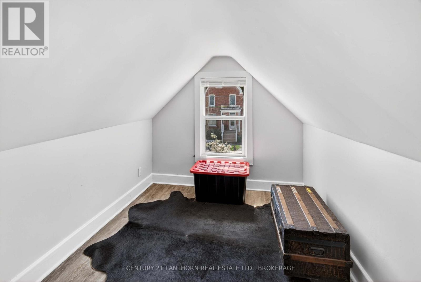 23 JENKINS STREET - 37