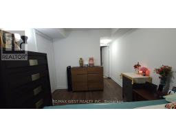 426 - 8 Trent Avenue, Toronto, ON M4C0A6 Photo 18