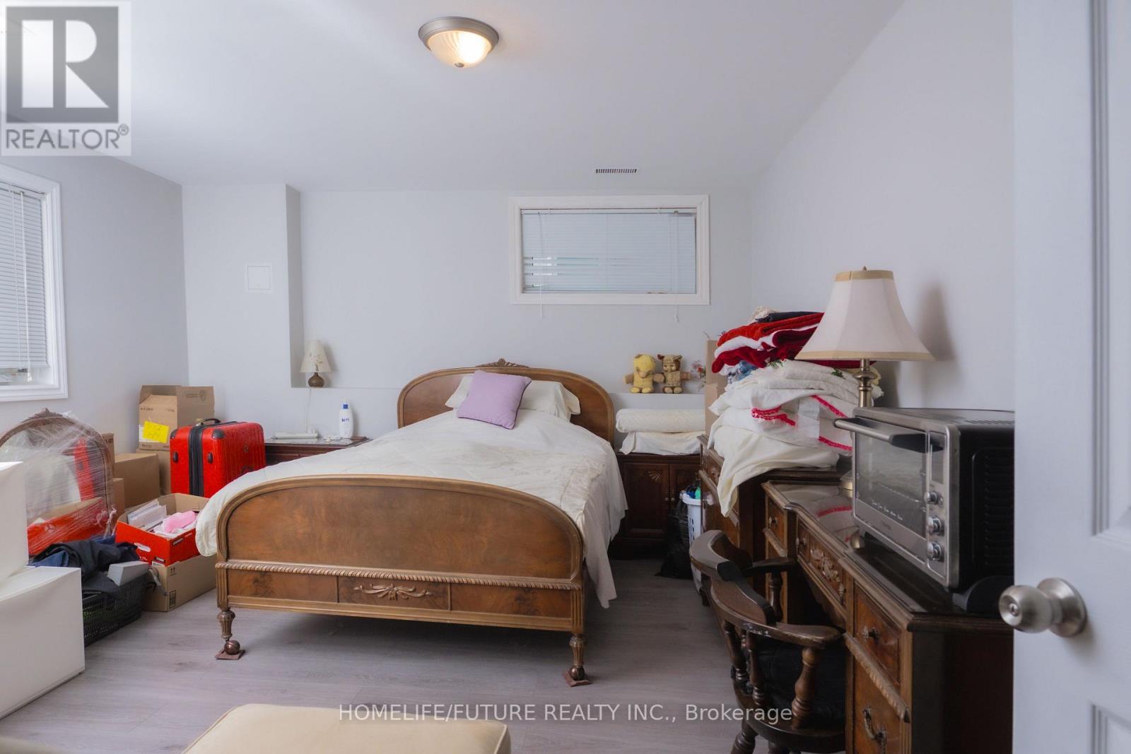 1701 EXECUTIVE AVENUE - 9