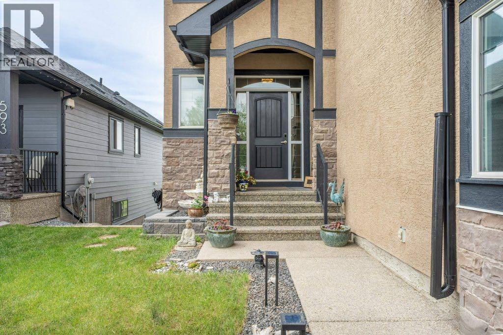 597 Muirfield Crescent - 4