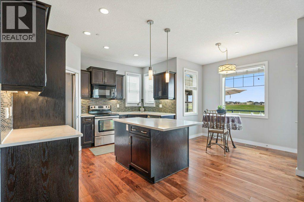 597 Muirfield Crescent - 12