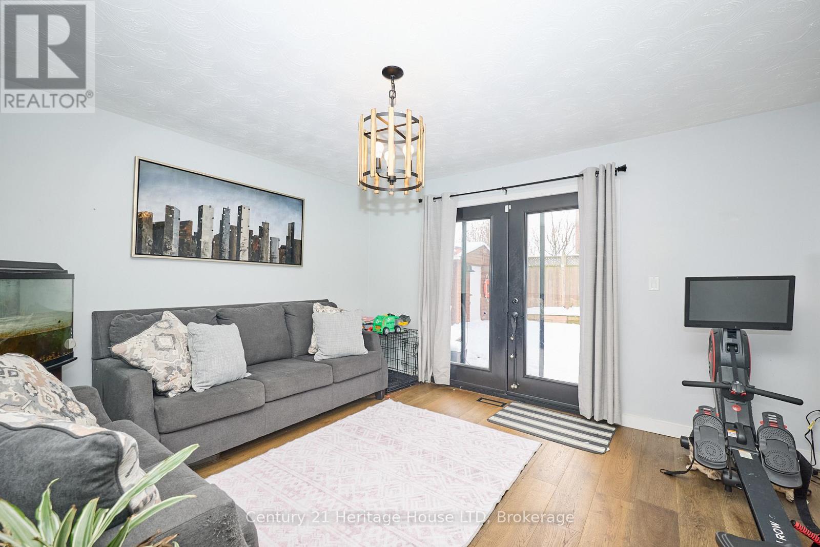 70 TAYMALL STREET - 14