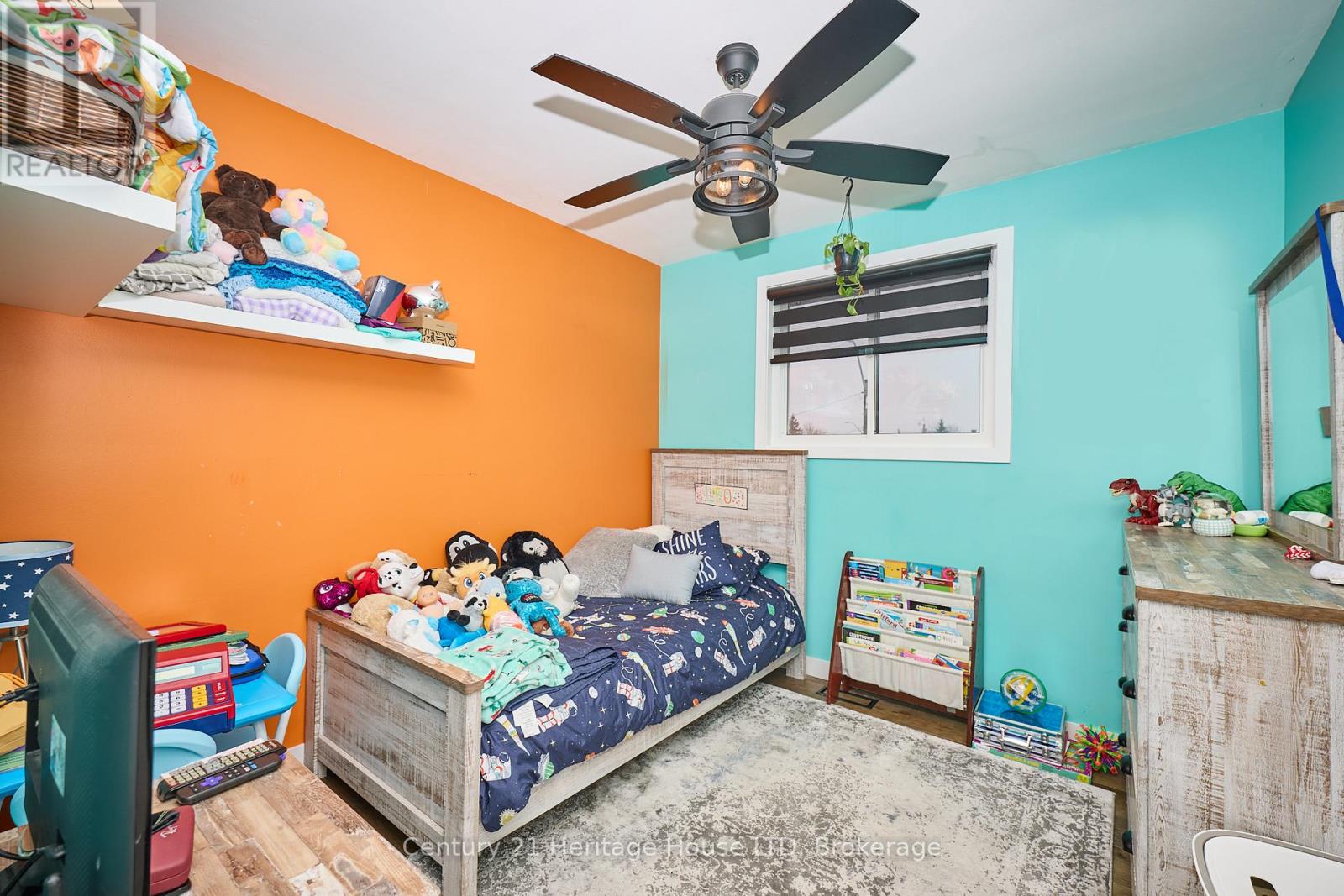 70 TAYMALL STREET - 12